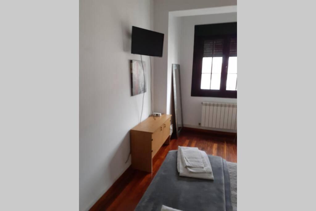 Appartement Apartamento Con Garaje Saint-Jacques-de-Compostelle Extérieur photo